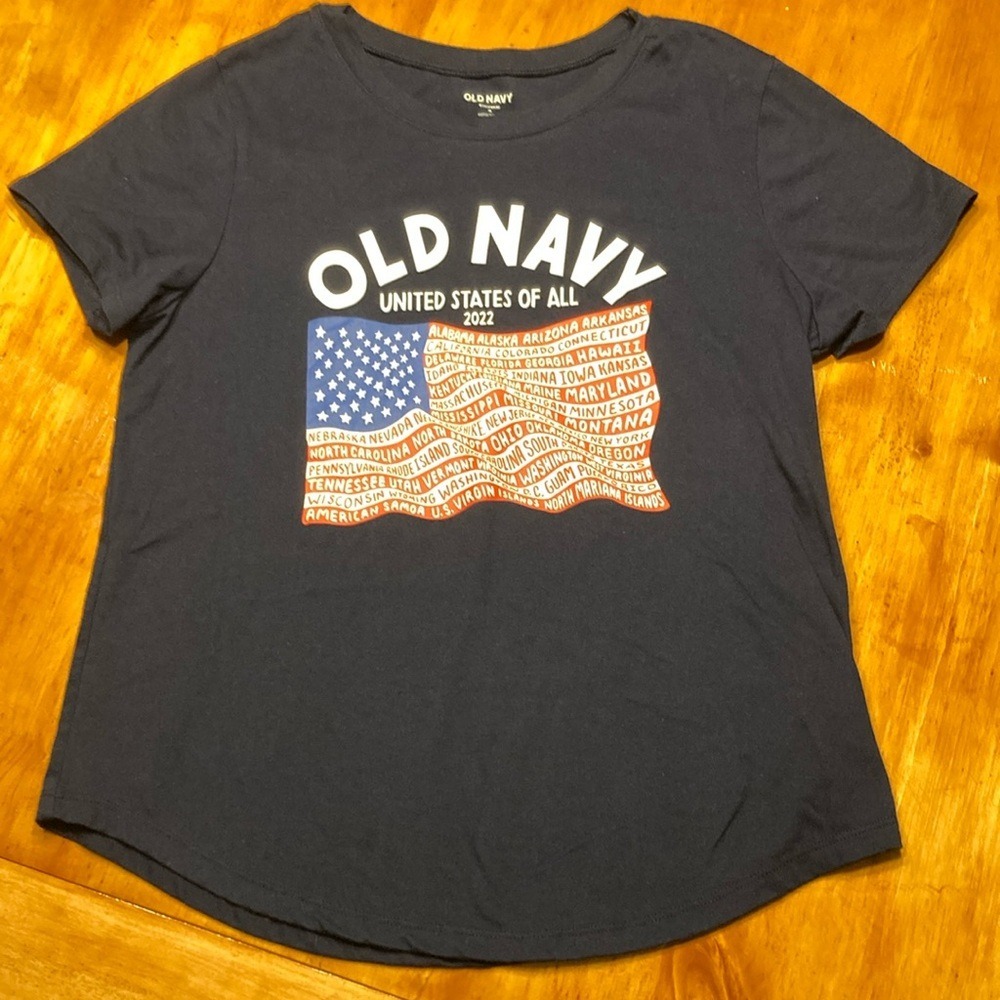 Old Navy Everywear Womens Medium 2022 Flag Graphic T-Shirt‎ US States Patriotic